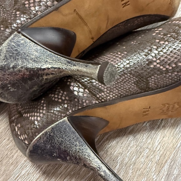 Donald Pliner Brown Snakeskin Knee-High Boots Size 7.5 - Picture 4 of 5